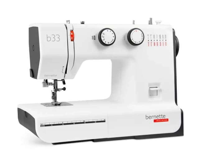 Бытовая швейная машина Bernette B33