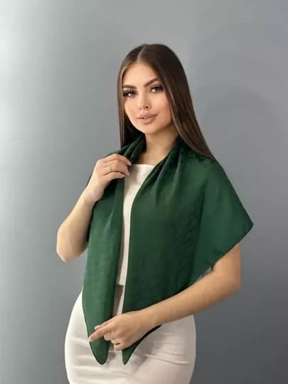 Шелковый платок DIOR, шарф, хиджаб — NOZCOL-SOFIYA-ТЕМНЗЕЛ